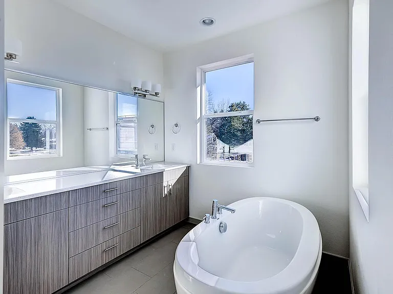 4010 Fenton Ct — Photo 10