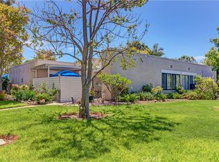 2035 Via Mariposa E UNIT B, Laguna Woods, CA 92637
