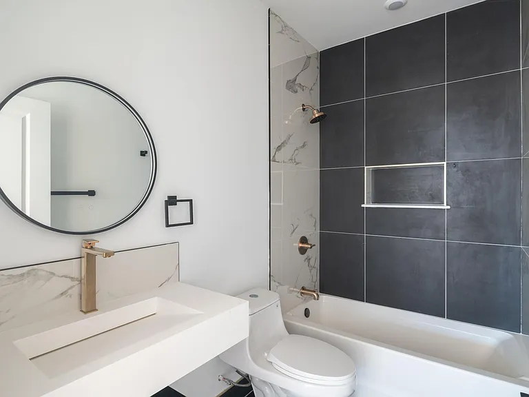 2731 W Jefferson St #5 — Photo 15
