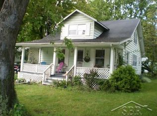 1918 Essex Ave, Saginaw, MI