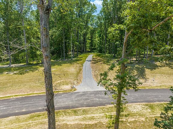 5th image of 6041 Stone Cliff Ln Lot 4