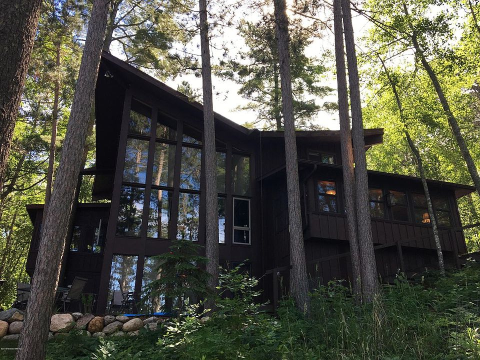 1st image of 37676 Sunset Dr