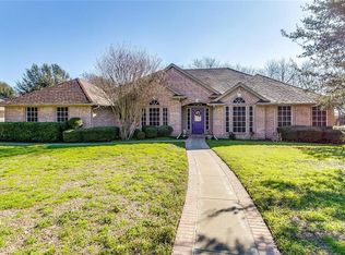 1107 Brook Ln, Cleburne, TX 76033
