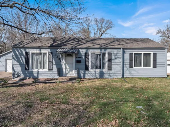 4308 SW 19th St, Topeka, KS 66604