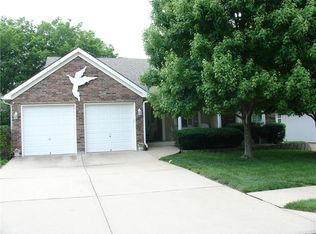 2420 S Arrowhead Ave, Independence, MO 64057