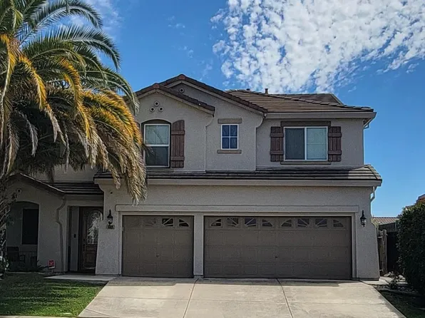 8800 Tiogawoods Dr, Sacramento, CA 95828