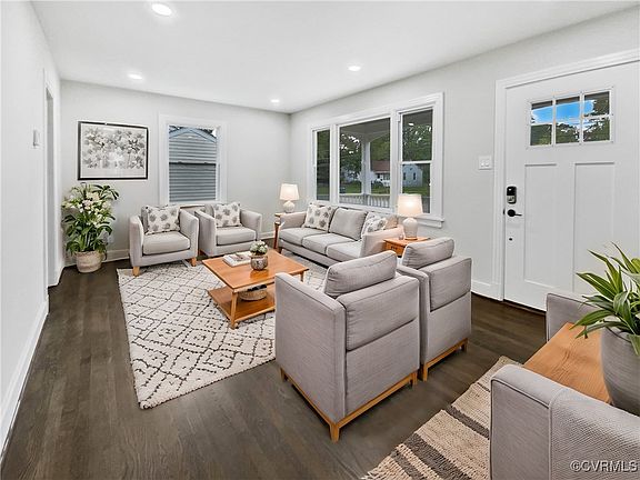 2nd image of 3819 Ronnie Ave