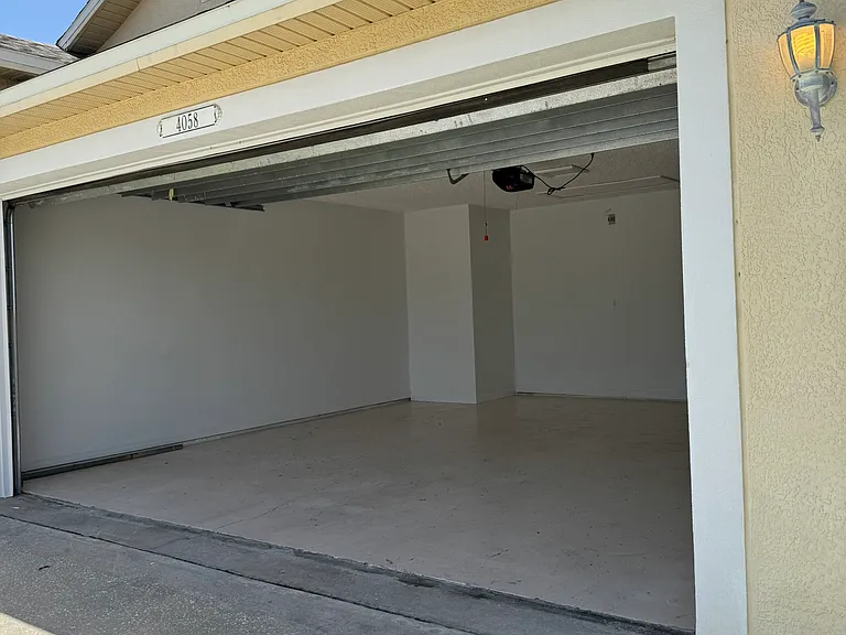 4058 Wilkes Dr — Photo 2