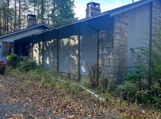 95 Old Poverty Rd, Southbury, CT 06488