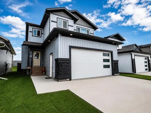 8841 N 85a Ave, Grande Prairie, AB T8X 0R5