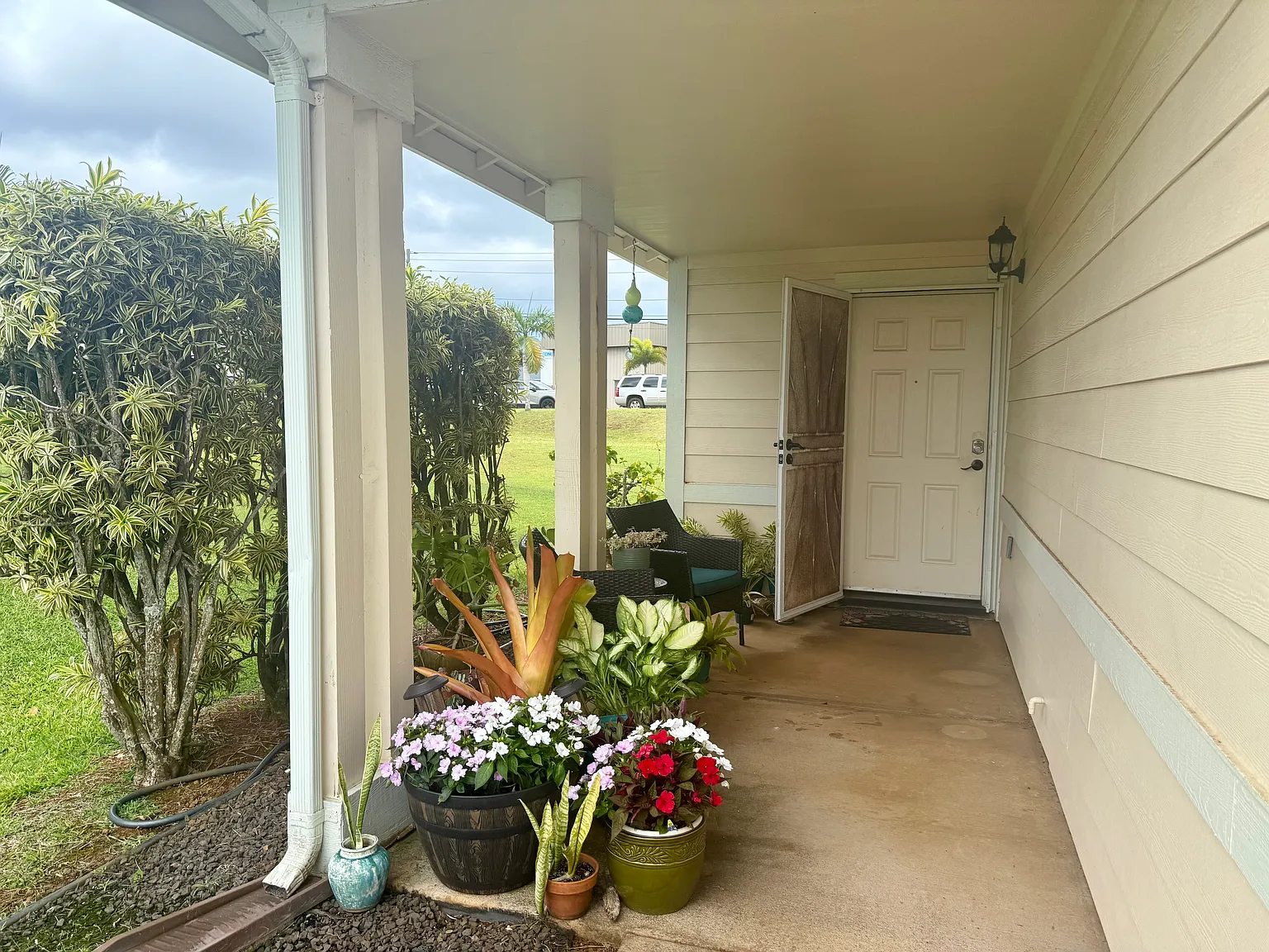3 bed, 1392 sqft, $4,500 — Photo 2