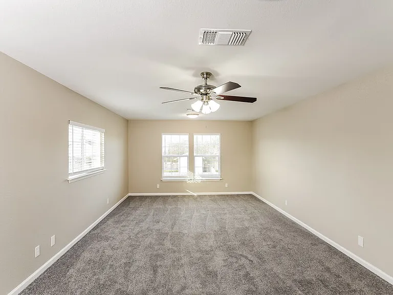 4234 Sunrise Cove Dr — Photo 11