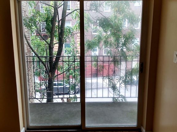 3rd image of 1208 College Ave APT 3