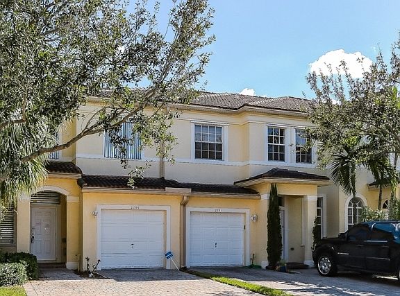 2nd image of 2739 SW 84th Ter #104
