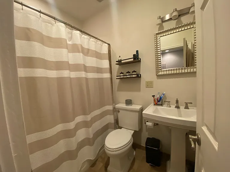 2726 W Chanay St #3 — Photo 3
