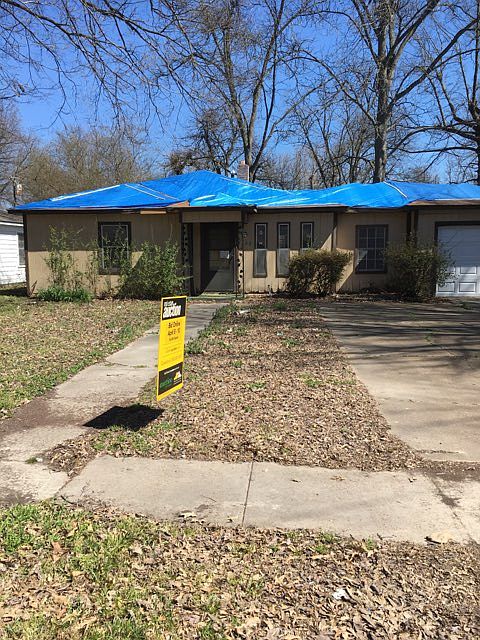 1st image of 632 SE Parkway Dr