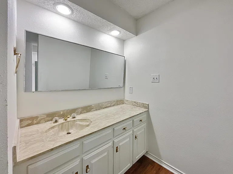 2609 Valparaiso Trl — Photo 18