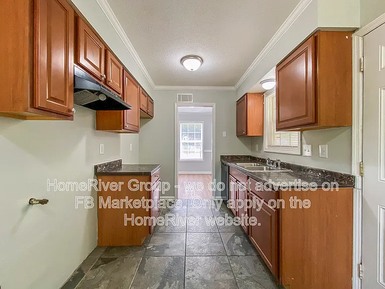 5035 Applewood Dr — Photo 10