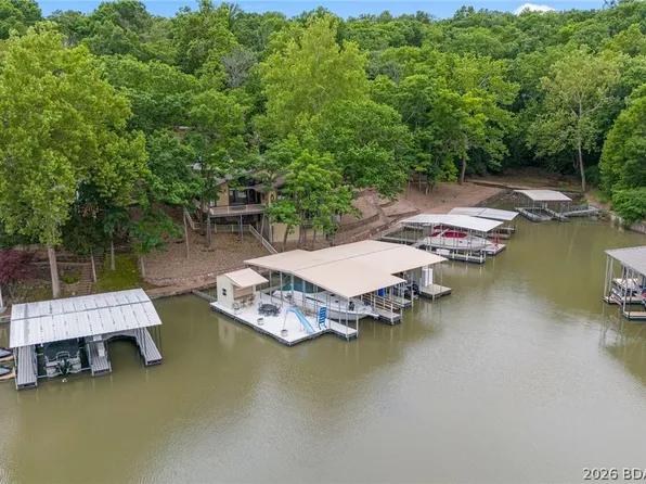 109 Hawk Cir, Lake Ozark, MO 65049