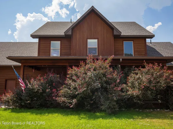 233 Badger Rd, Alpine, WY 83128
