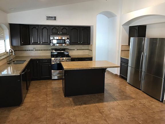 4th image of 21650 N 44th Pl