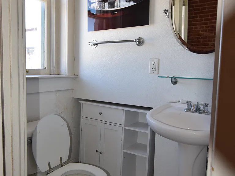 1550 N Ogden St #F — Photo 10