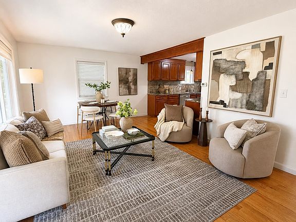 4th image of 1407 W Kiernan Ave