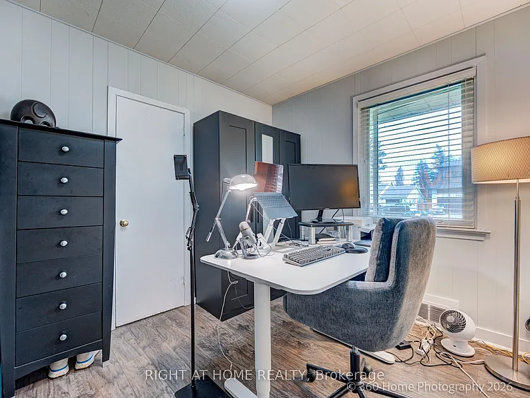 1493 Constance Dr — Photo 15