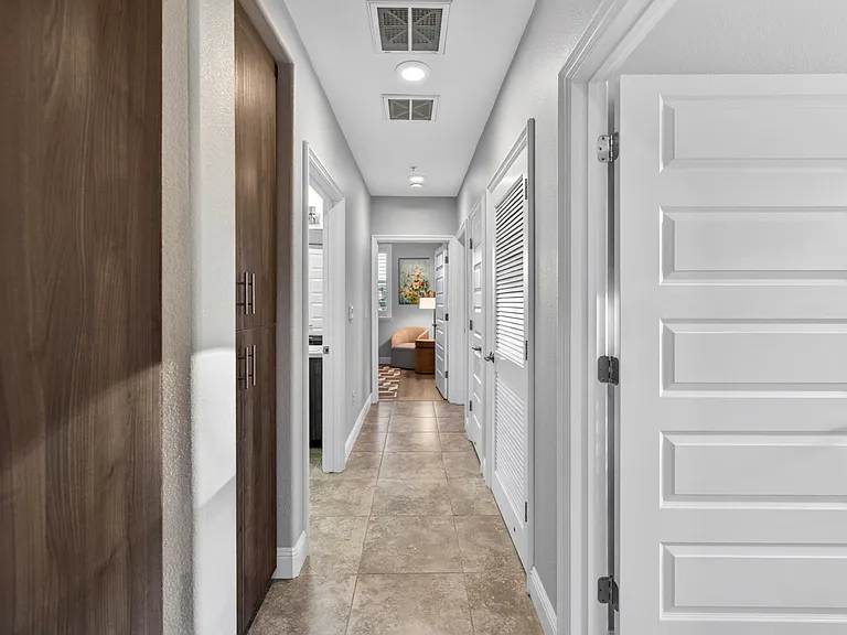 538 S Mathilda Ave #301 — Photo 31