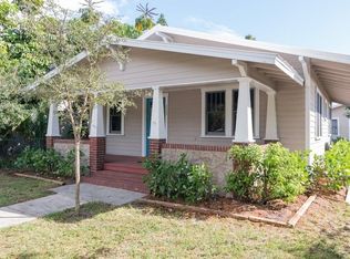 2562 Loma Linda St, Sarasota, FL 34239