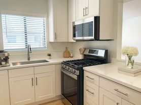 800 Orange Grove Avenue