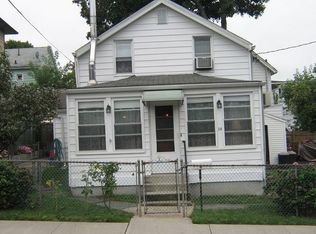 54 Smith St, Port Chester, NY 10573