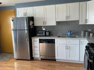 5704 N Oriole Ave APT 3C, Chicago, IL 60631