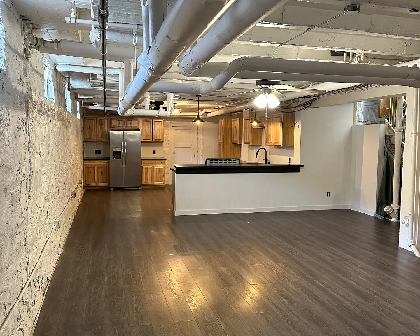 225 North Pioneer Avenue (C&P) — Photo 4