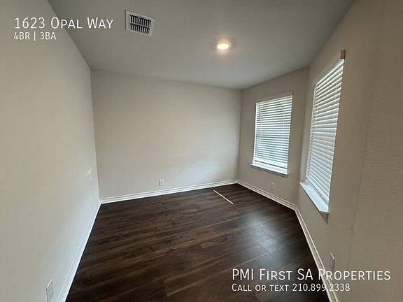 3rd image of 1623 Opal Way