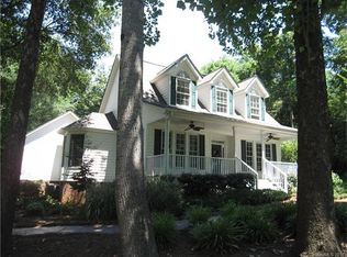 6713 Erinbrook Dr, Concord, NC 28025