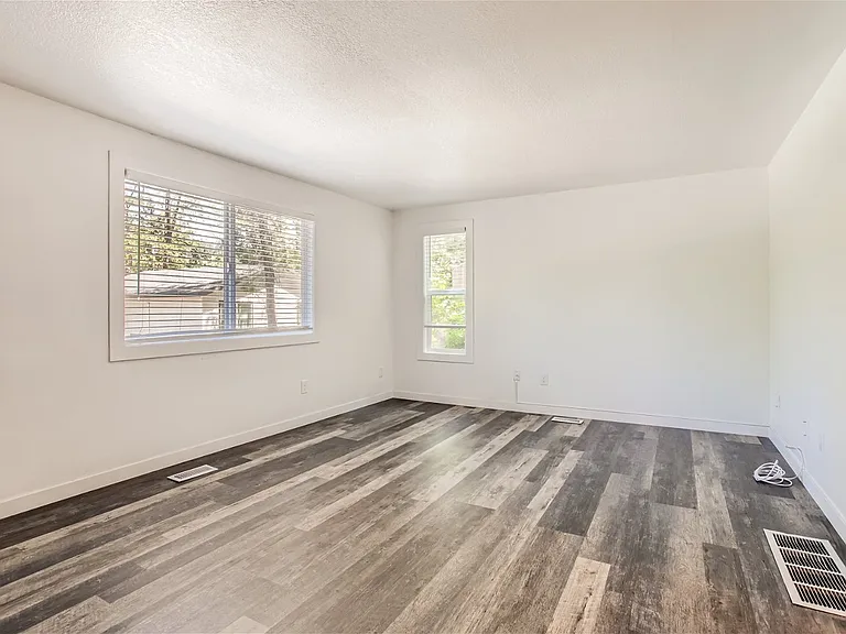 3396 SW Beaverton Hillsdale Hwy — Photo 15