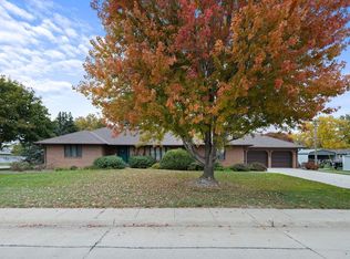 622 W 4th St, Schuyler, NE 68661