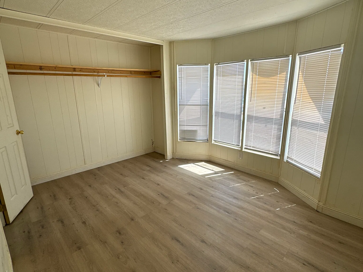 3 bed, 1000 sqft, $1,275 — Photo 3