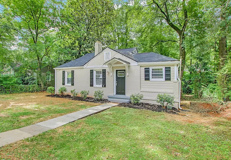 1372 Cloverhurst Dr
