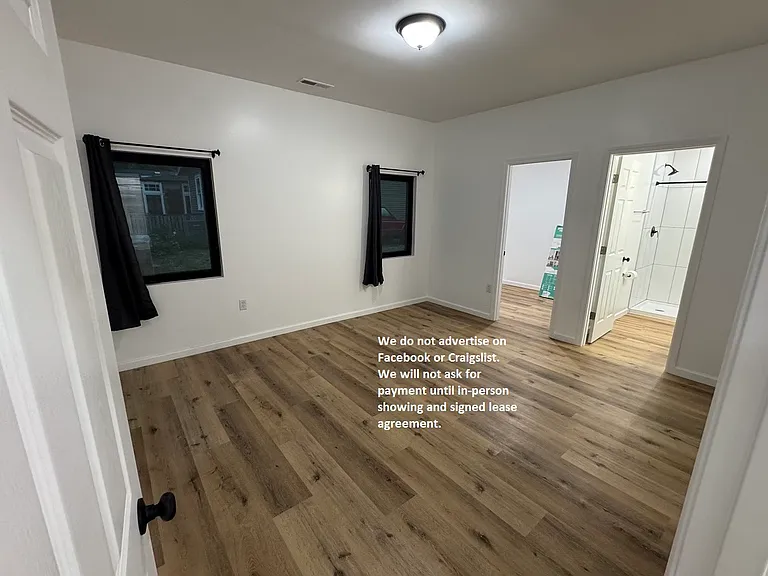 5720 S Walcott St — Photo 4