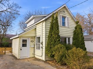 2 Wickett St, Belleville, ON K8P 3W6