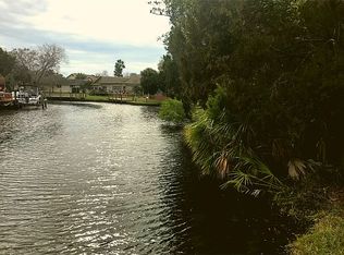 5298 S Riverside Dr, Homosassa, FL 34448