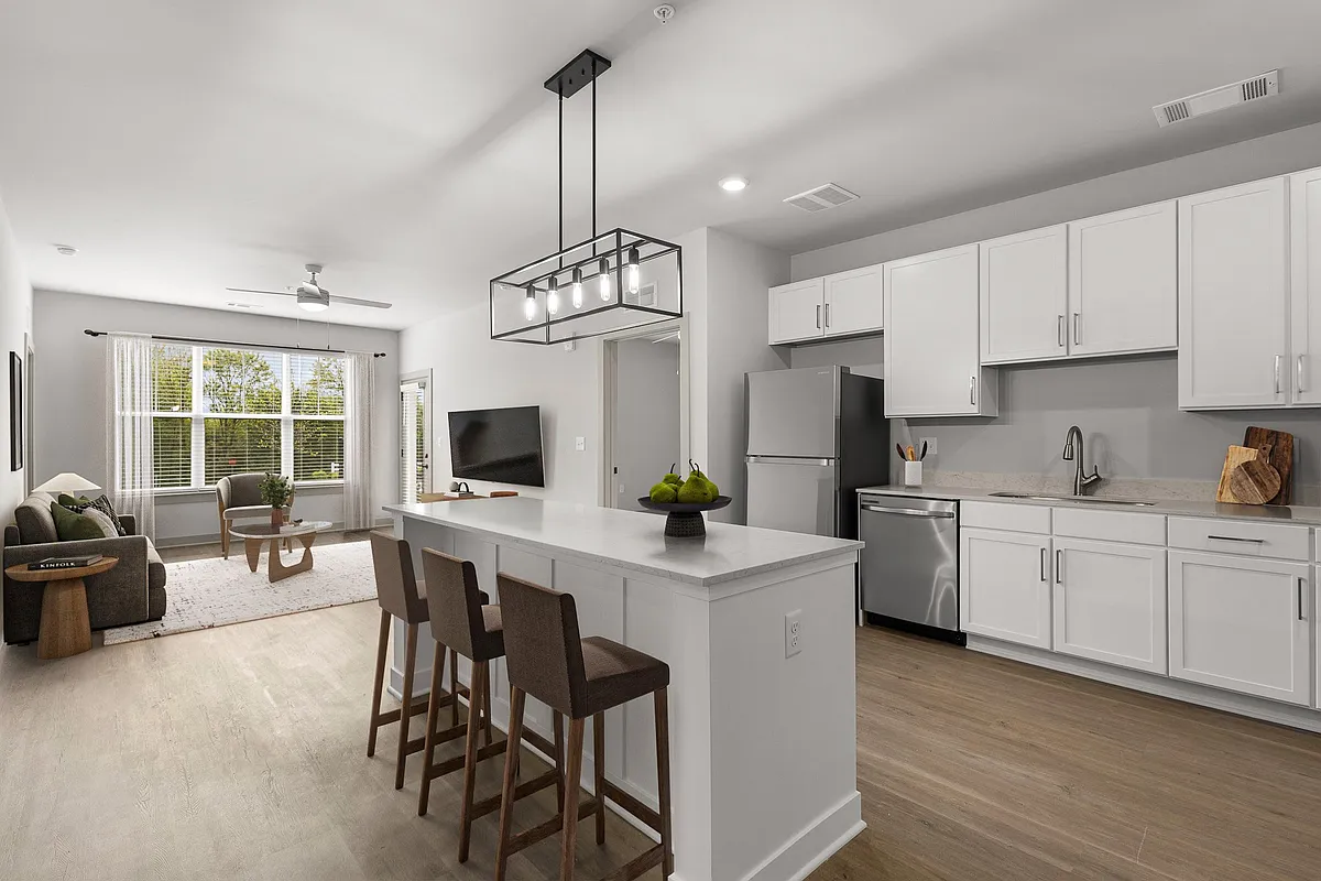 Building Photo - Forest Edge Apartments