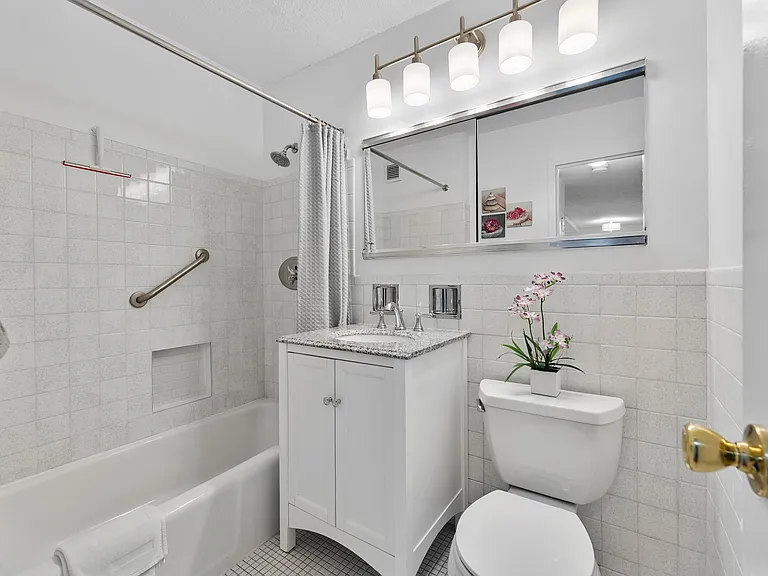 151 Tremont St #16A — Photo 28