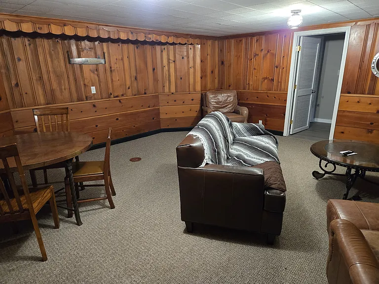 3345 N Main St — Photo 33