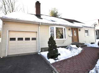 177 W Northfield Rd, Livingston, NJ 07039
