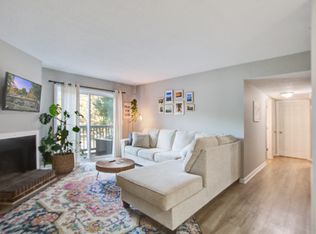 1402 Camp Rd APT 16F, Charleston, SC 29412
