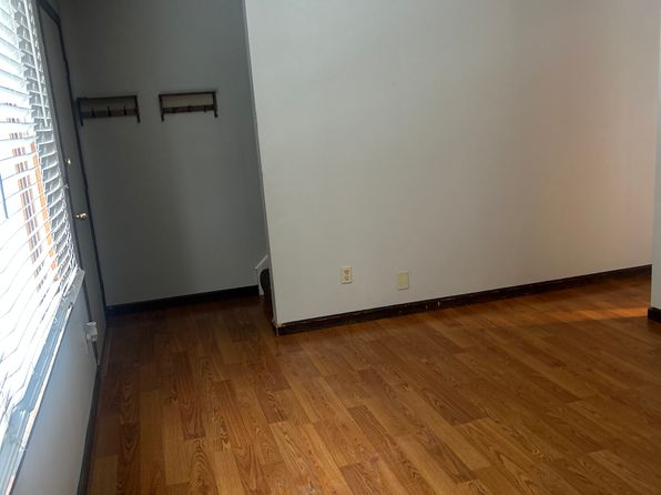 1238 E Henry Clay Ave #1238