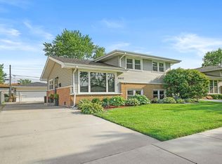 4437 Adele Ln, Oak Forest, IL